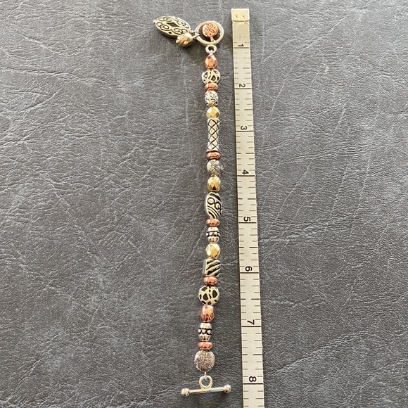 Tricolor stretch bracelet. NWOT - Picture 2 of 5